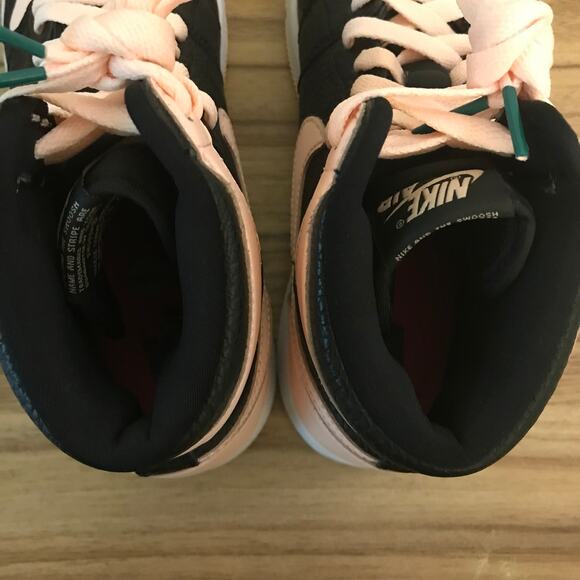 Nike Air Jordan 1 Retro High 'Crimson Tint' 575441-081 Youth Size 7Y Worn Once - Picture 5 of 7